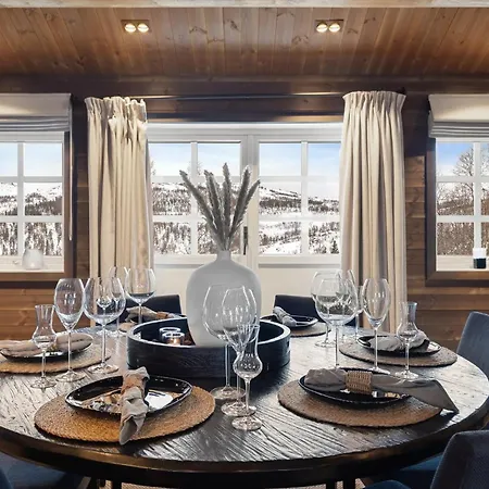 5br Rindabakkane Chalet